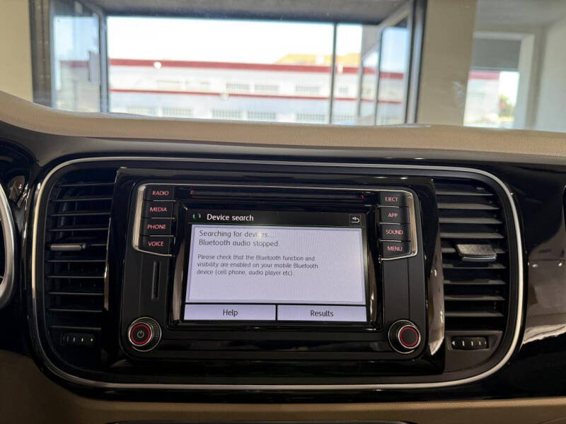 2018 Volkswagen Beetle 2.0T SE