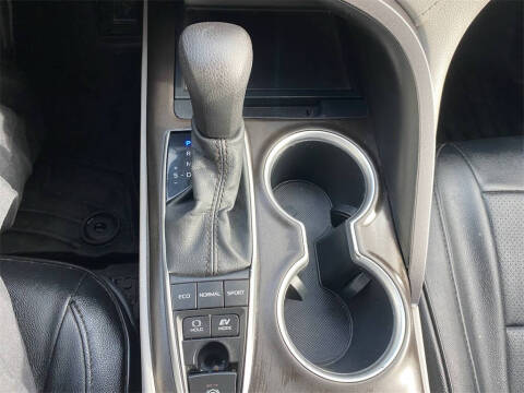 2021 Toyota Camry Hybrid LE