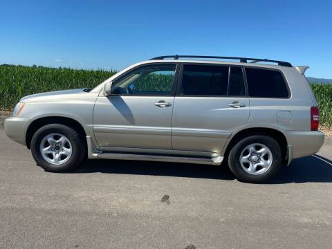 2002 Toyota Highlander for sale at M AND S CAR SALES LLC in Independence OR