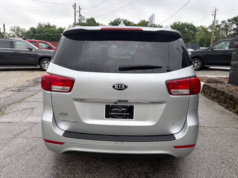 2017 Kia Sedona LX