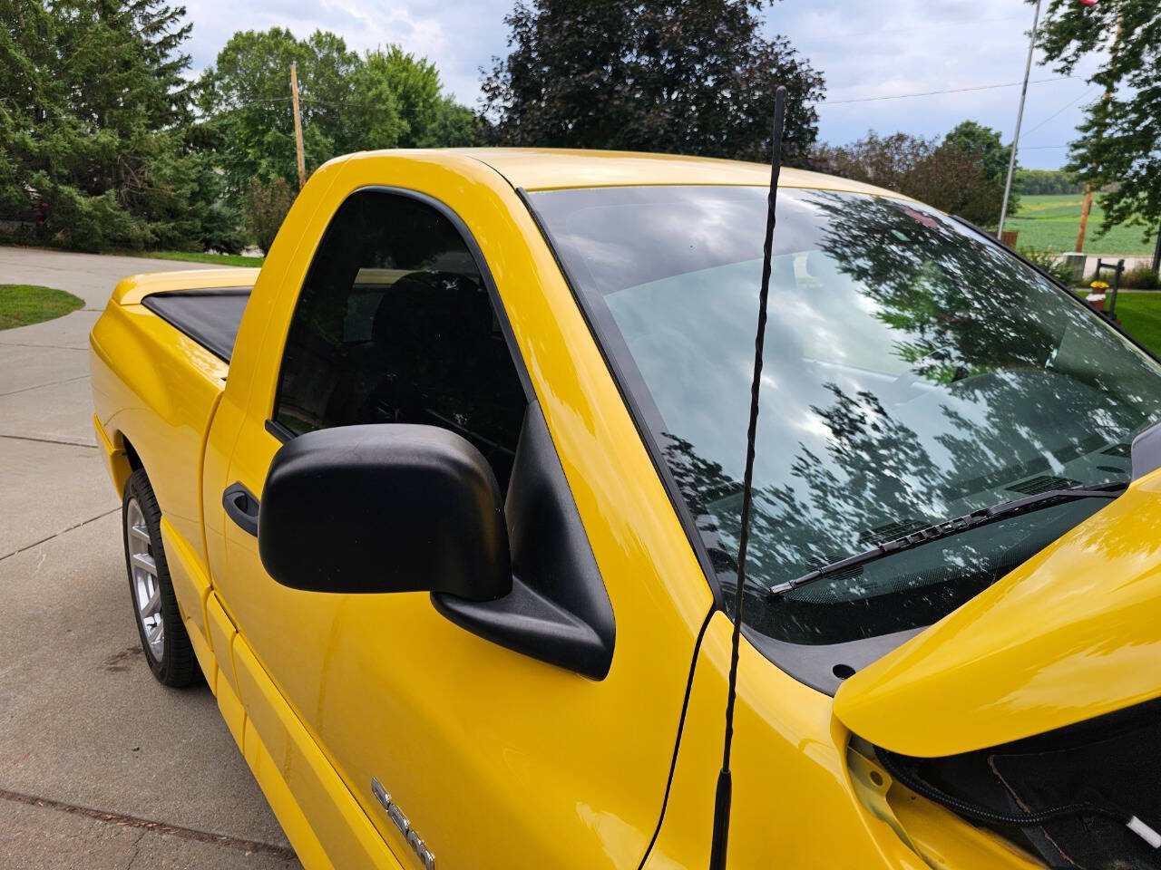 2005 Dodge Ram 1500 SRT-10 97