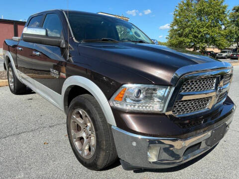 2017 RAM 1500 Laramie