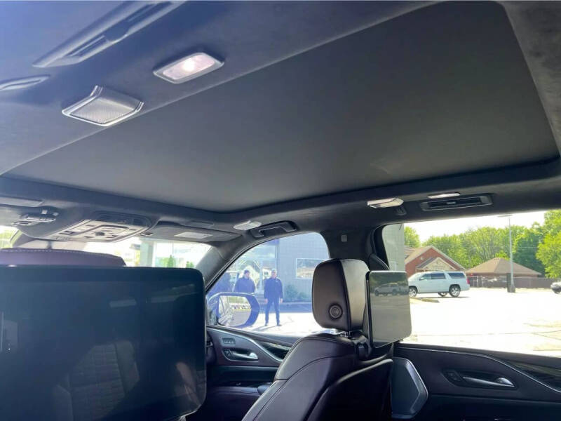 2023 Cadillac Escalade-V ESV