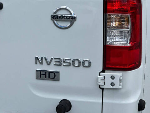 2017 Nissan NV