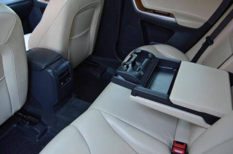 2017 Volvo XC60 T5 Inscription