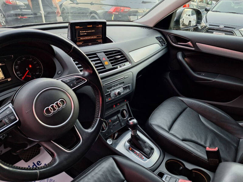 2016 Audi Q3 2.0T Premium Plus