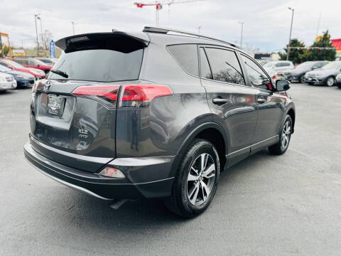 2018 Toyota RAV4 Adventure