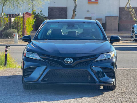 2020 Toyota Camry SE Nightshade