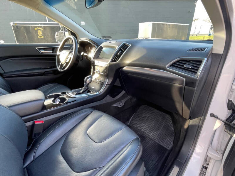 2018 Ford Edge Titanium