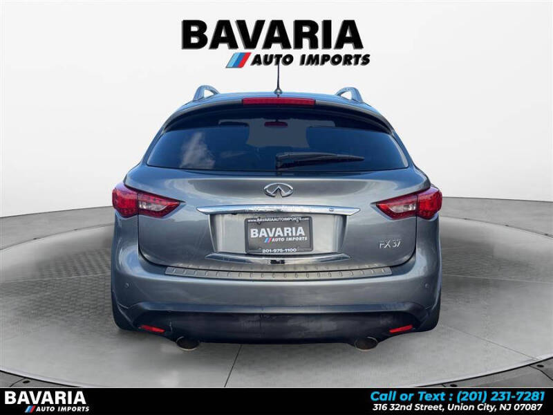 2013 Infiniti FX37
