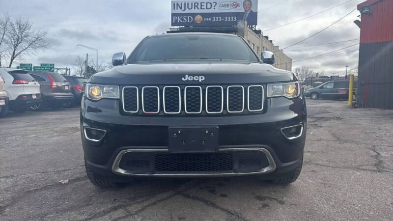 2018 Jeep Grand Cherokee for sale at AUTOPLEX OF MILWAUKEE - North Autoplex in Milwaukee WI