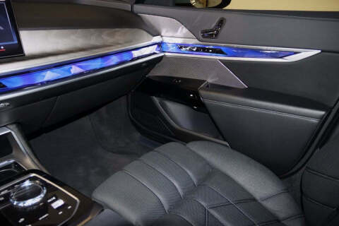 2023 BMW 7 Series 760i xDrive