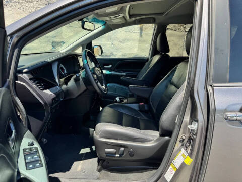 2017 Toyota Sienna