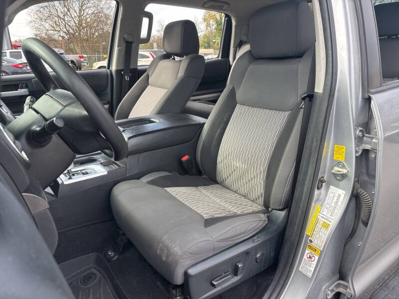 2016 Toyota Tundra SR5