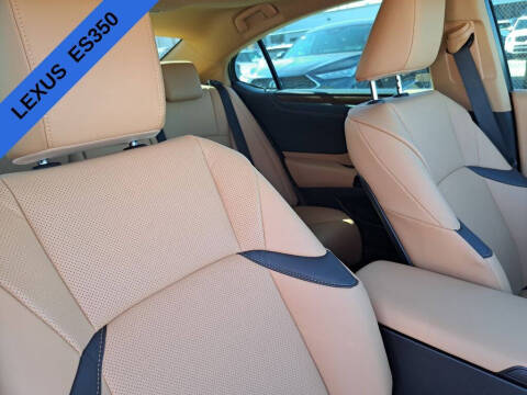 2025 Lexus ES 350
