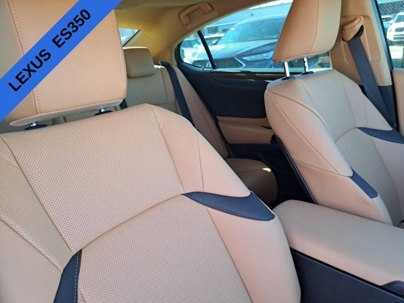 2025 Lexus ES 350