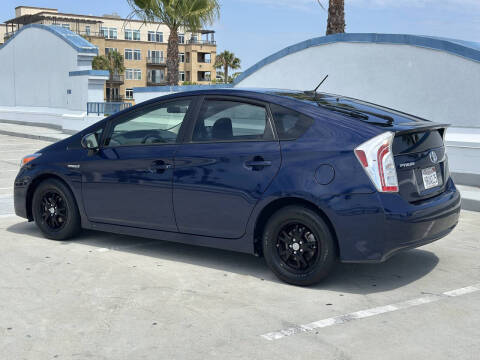 2014 Toyota Prius Three