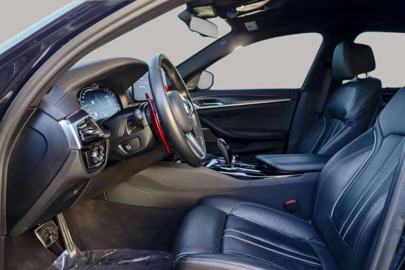 2021 BMW 5 Series M550i xDrive