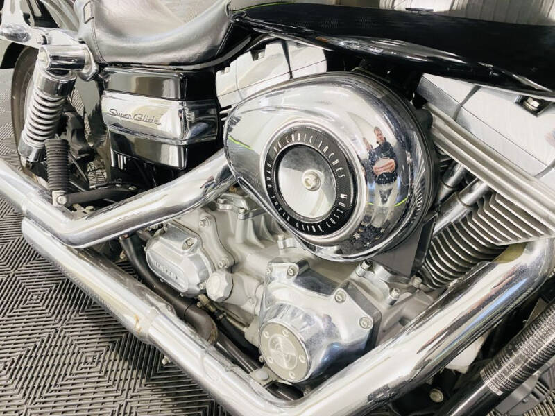 2009 Harley-Davidson Super Glide