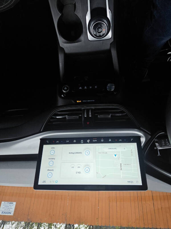 2023 Ford Escape Active's photo