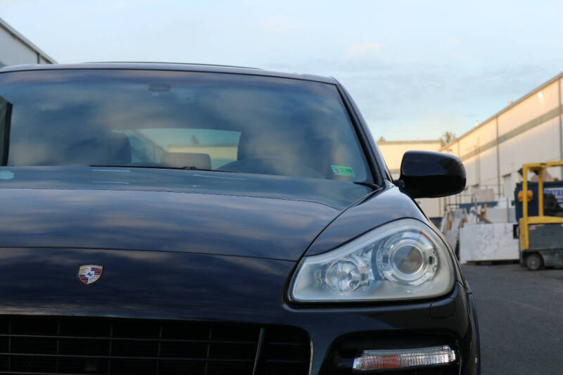 2009 Porsche Cayenne GTS Tiptronic