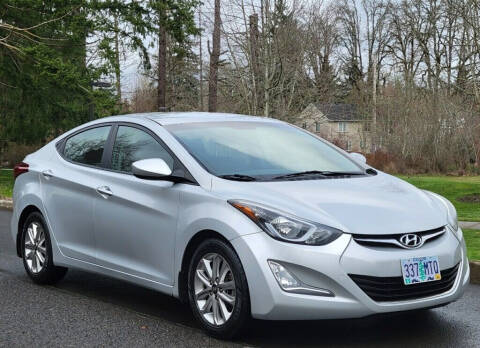 2016 Hyundai Elantra for sale at CLEAR CHOICE AUTOMOTIVE in Milwaukie OR