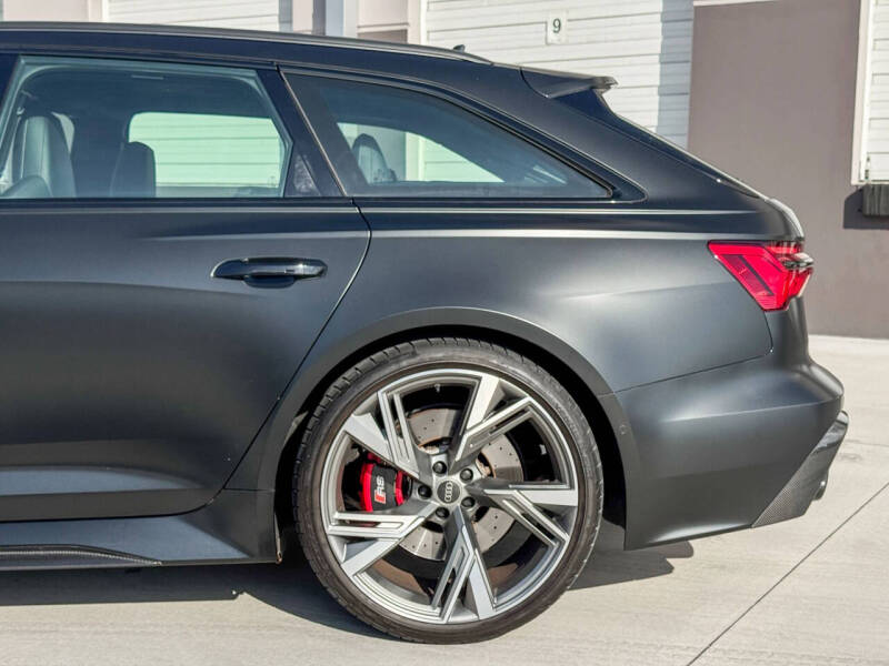 2023 Audi RS 6 Avant 4.0T quattro Avant