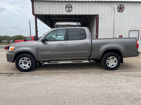 2006 Toyota Tundra for sale at Circle T Motors INC in Gonzales TX