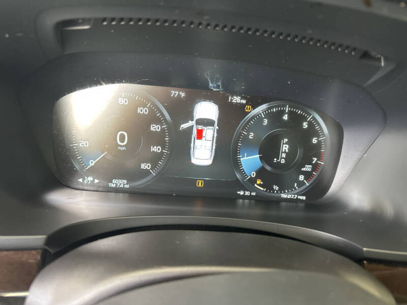 2020 Volvo S90 T6 Momentum