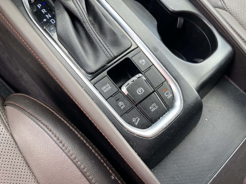 2019 Hyundai Santa Fe Ultimate 2.4L