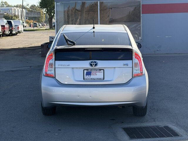 2012 Toyota Prius Two