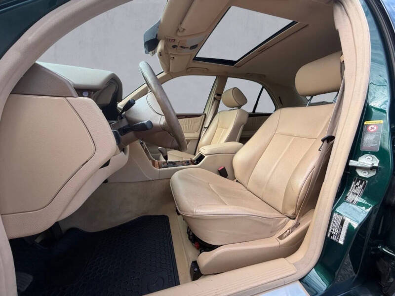 2002 Mercedes-Benz E-Class E 320
