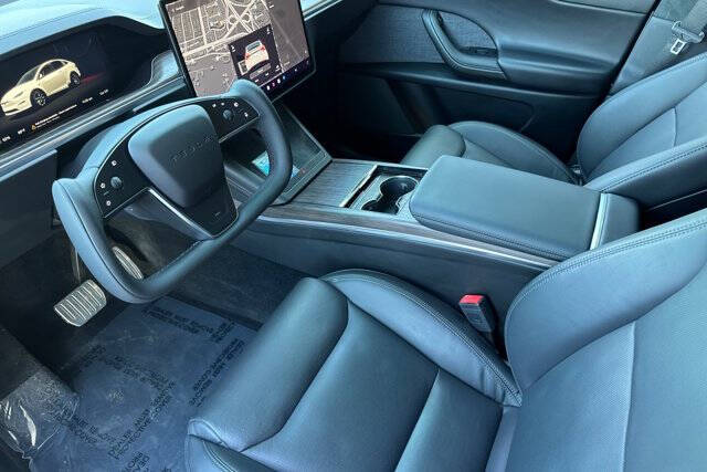 2023 Tesla Model X Standard Range
