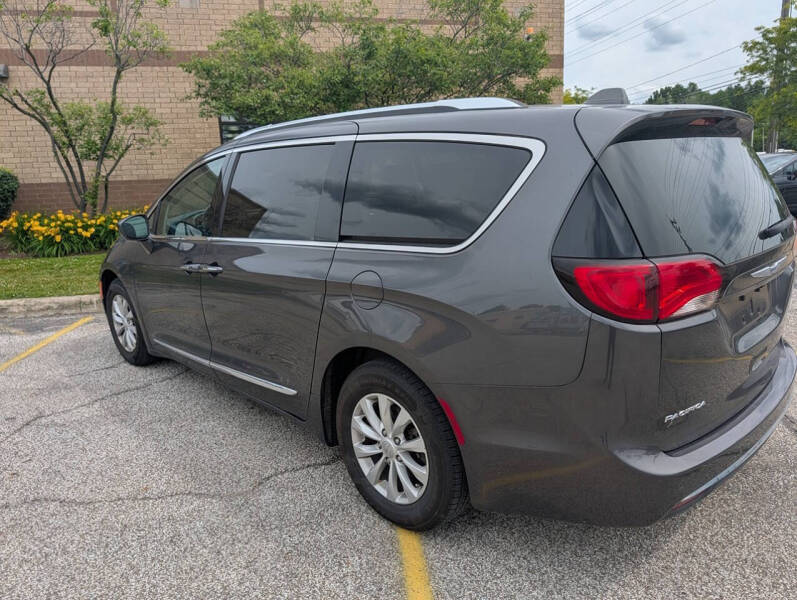 2018 Chrysler Pacifica Touring L