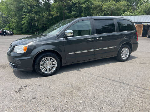 2012 Chrysler Town and Country for sale at Adairsville Auto Mart in Plainville GA