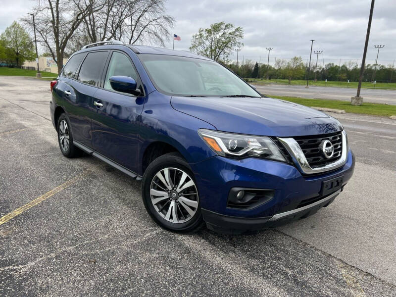 2017 Nissan Pathfinder for sale at Raptor Motors in Chicago IL