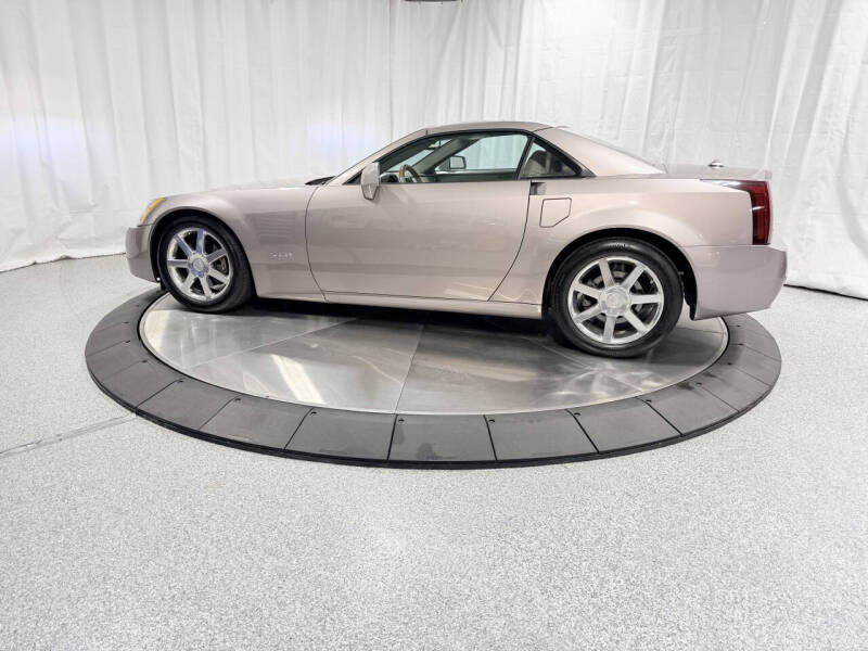 2005 Cadillac XLR