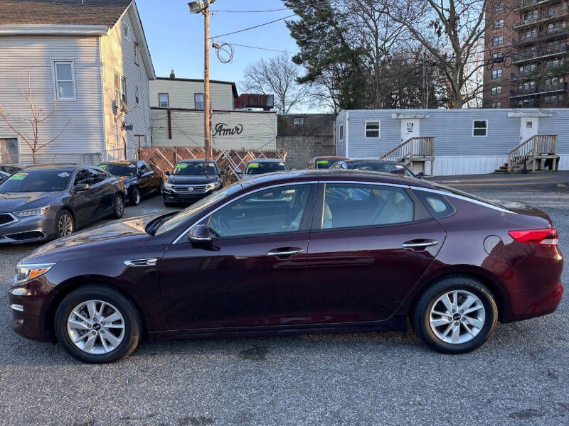 2016 Kia Optima LX photo 8