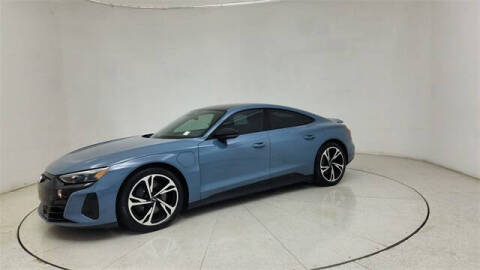 2022 Audi e-tron GT quattro Premium Plus