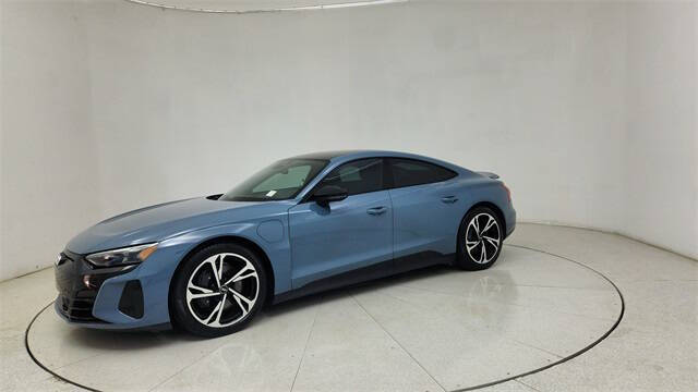 2022 Audi e-tron GT quattro Premium Plus