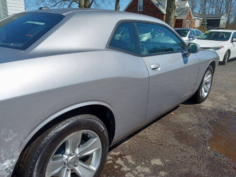 2015 Dodge Challenger SXT