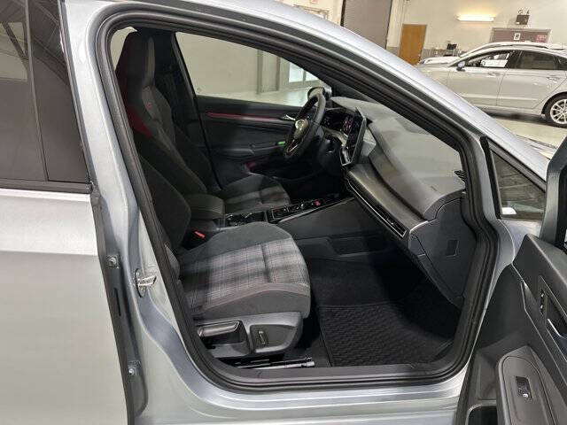 2025 Volkswagen Golf GTI S