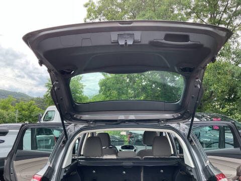 2014 Ford C-MAX Hybrid SE
