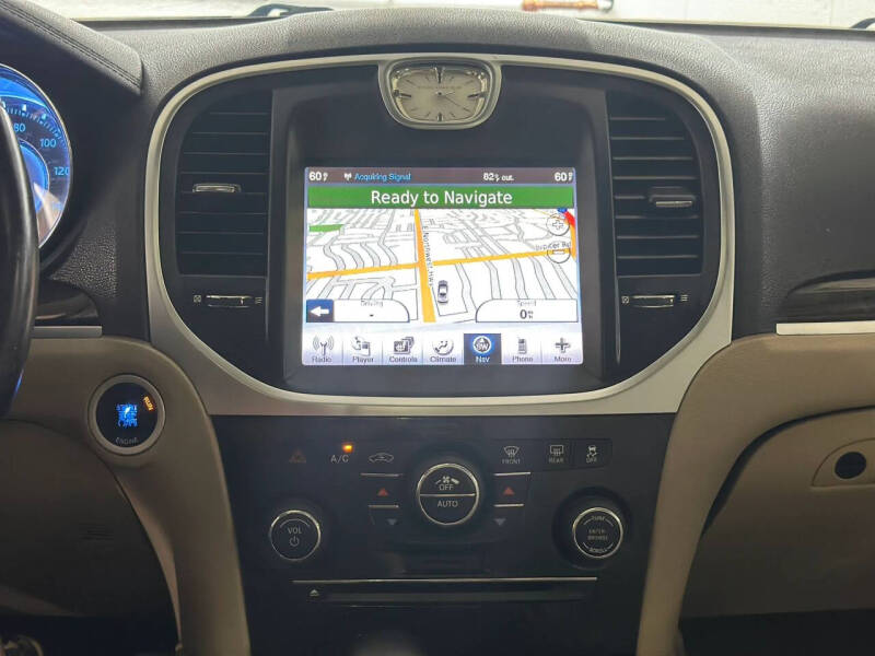 2011 Chrysler 300 Limited