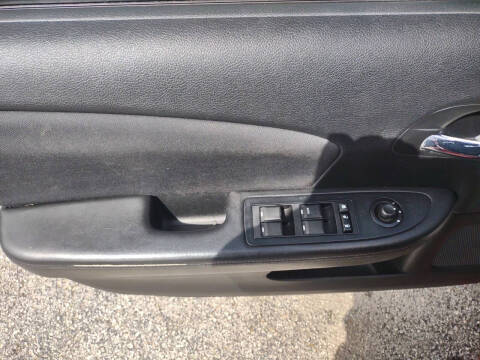 2013 Chrysler 200 Touring