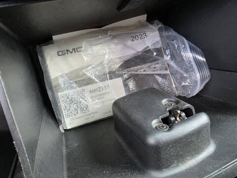 2023 GMC Savana 2500