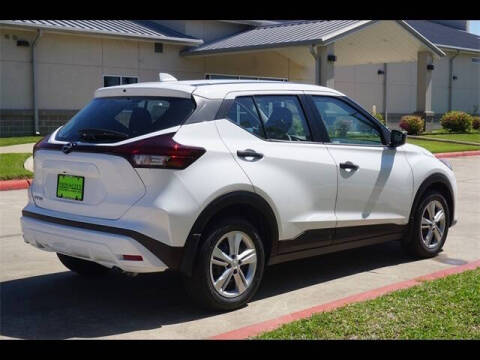 2025 Nissan Kicks Play S