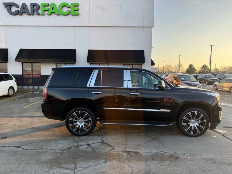 2016 Cadillac Escalade Luxury Collection