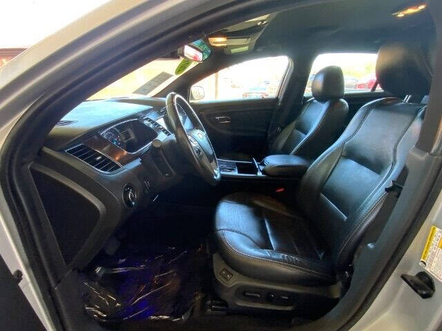 2019 Ford Taurus Limited