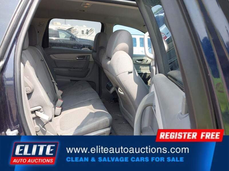 2016 Chevrolet Traverse LS